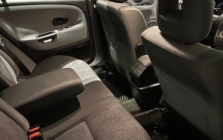 Mitsubishi Carisma I, 2002 год, 499 999 рублей, 12 фотография