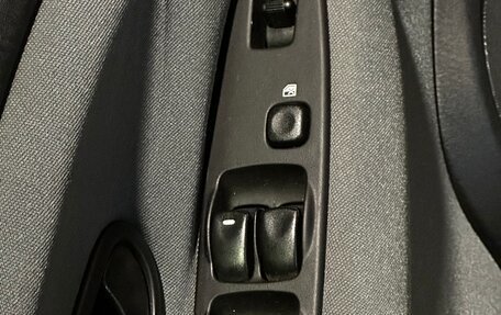 Mitsubishi Carisma I, 2002 год, 499 999 рублей, 7 фотография