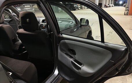 Mitsubishi Carisma I, 2002 год, 499 999 рублей, 11 фотография