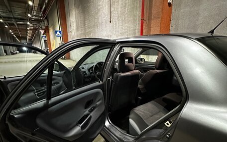 Mitsubishi Carisma I, 2002 год, 499 999 рублей, 14 фотография