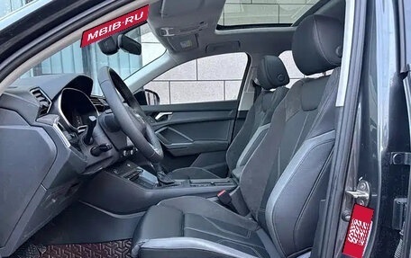 Audi Q3 Sportback, 2023 год, 2 800 000 рублей, 10 фотография
