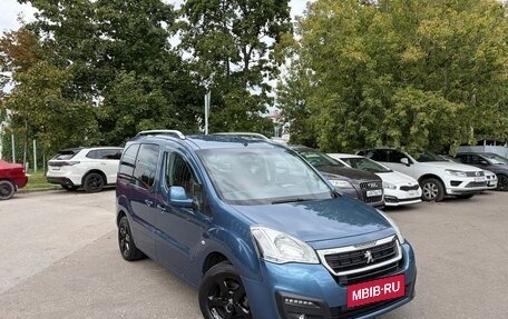 Peugeot Partner II рестайлинг 2, 2016 год, 960 000 рублей, 12 фотография