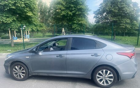 Hyundai Solaris II рестайлинг, 2017 год, 690 000 рублей, 4 фотография
