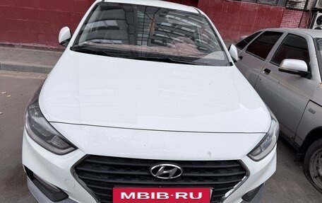 Hyundai Solaris II рестайлинг, 2020 год, 1 350 000 рублей, 2 фотография