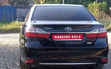 Toyota Camry, 2016 год, 1 970 000 рублей, 4 фотография
