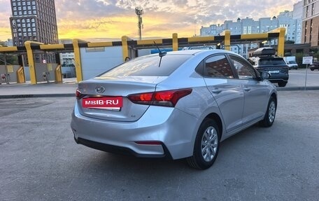 Hyundai Solaris II рестайлинг, 2019 год, 1 390 000 рублей, 2 фотография