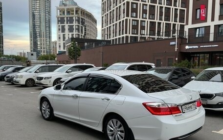 Honda Accord IX рестайлинг, 2013 год, 1 730 000 рублей, 10 фотография