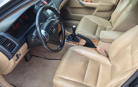 Honda Accord VII рестайлинг, 2003 год, 800 000 рублей, 9 фотография