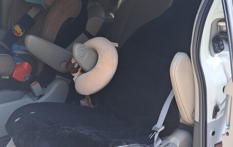Toyota Sienna III, 2010 год, 1 950 000 рублей, 13 фотография