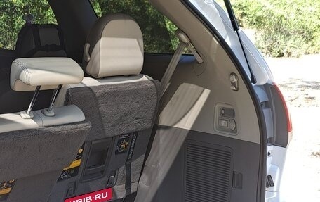 Toyota Sienna III, 2010 год, 1 950 000 рублей, 11 фотография