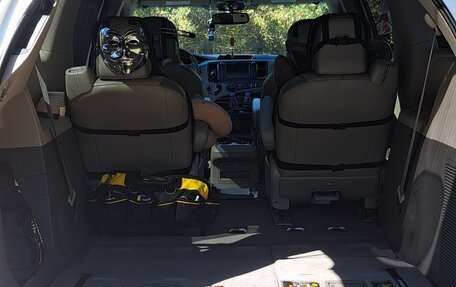 Toyota Sienna III, 2010 год, 1 950 000 рублей, 34 фотография