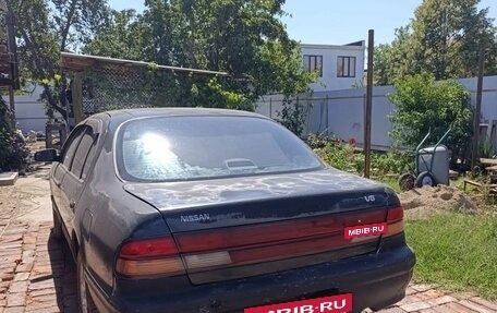 Nissan Cefiro II, 1994 год, 270 000 рублей, 2 фотография