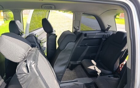 Opel Zafira B, 2008 год, 750 000 рублей, 17 фотография