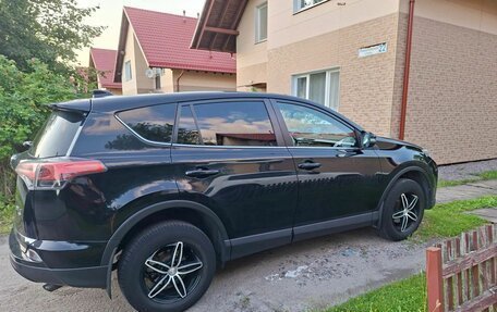 Toyota RAV4, 2018 год, 2 200 000 рублей, 3 фотография
