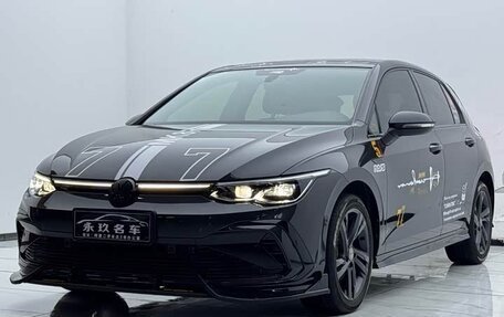 Volkswagen Golf VIII, 2023 год, 1 999 999 рублей, 1 фотография