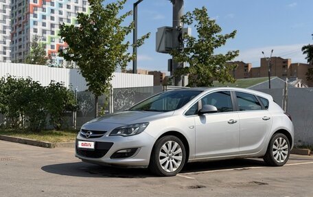 Opel Astra J, 2013 год, 827 000 рублей, 3 фотография