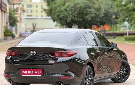 Mazda 3, 2023 год, 1 950 000 рублей, 4 фотография