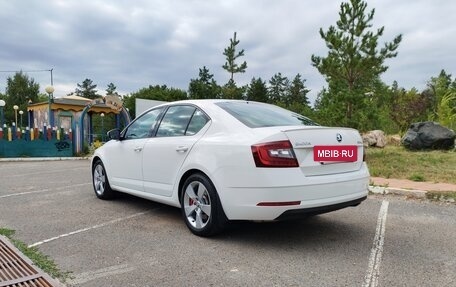 Skoda Octavia, 2018 год, 2 090 000 рублей, 3 фотография