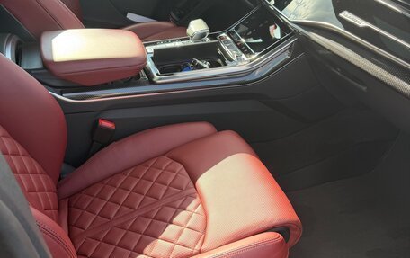 Audi SQ8, 2021 год, 14 300 000 рублей, 15 фотография