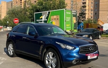 Infiniti FX II, 2011 год, 1 875 000 рублей, 2 фотография