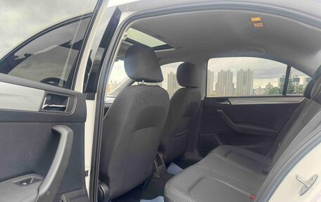 Skoda Rapid II, 2022 год, 1 740 000 рублей, 10 фотография