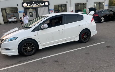 Honda Insight II рестайлинг, 2011 год, 700 000 рублей, 10 фотография
