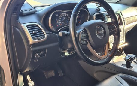 Jeep Grand Cherokee, 2013 год, 1 900 000 рублей, 14 фотография