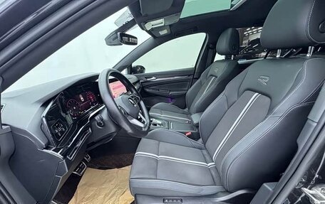 Volkswagen Golf VIII, 2023 год, 1 999 999 рублей, 8 фотография