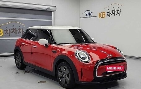 MINI Hatch, 2023 год, 2 170 000 рублей, 3 фотография