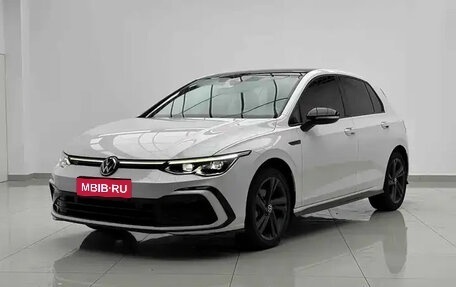 Volkswagen Golf VIII, 2023 год, 2 076 000 рублей, 1 фотография