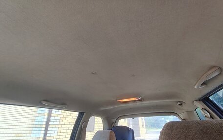 Mazda MPV II, 2002 год, 350 000 рублей, 13 фотография