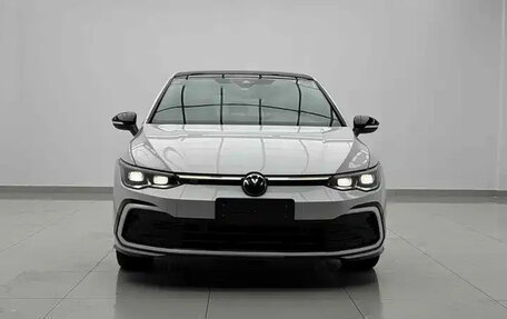 Volkswagen Golf VIII, 2023 год, 2 076 000 рублей, 3 фотография