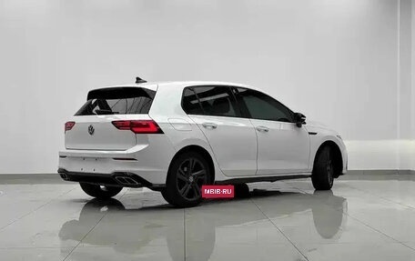 Volkswagen Golf VIII, 2023 год, 2 076 000 рублей, 4 фотография
