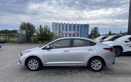 Hyundai Solaris II рестайлинг, 2017 год, 1 230 000 рублей, 8 фотография