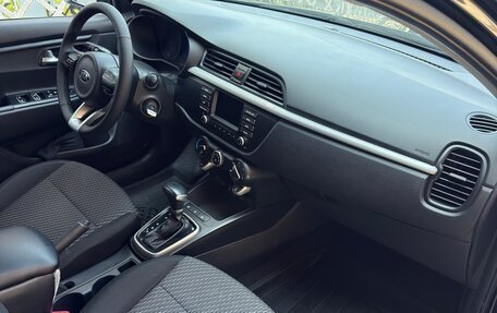 KIA Rio IV, 2017 год, 1 099 999 рублей, 8 фотография