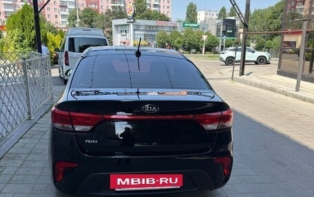 KIA Rio IV, 2017 год, 1 099 999 рублей, 6 фотография