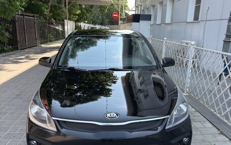 KIA Rio IV, 2017 год, 1 099 999 рублей, 3 фотография