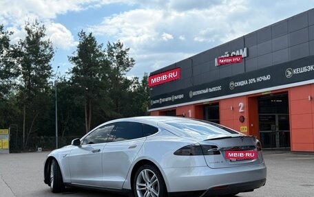 Tesla Model S I, 2013 год, 1 800 000 рублей, 4 фотография