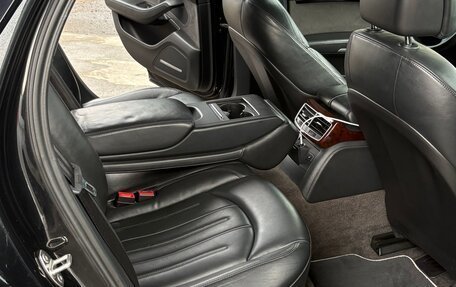 Audi A8, 2011 год, 1 900 000 рублей, 12 фотография