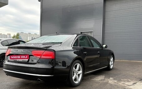 Audi A8, 2011 год, 1 900 000 рублей, 5 фотография