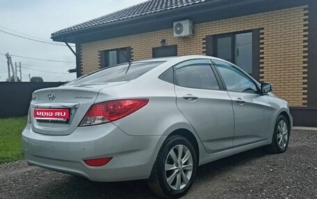 Hyundai Solaris II рестайлинг, 2012 год, 760 000 рублей, 1 фотография