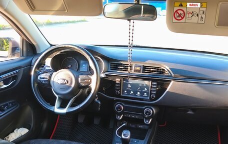 KIA Rio IV, 2018 год, 1 530 000 рублей, 5 фотография