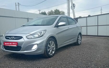 Hyundai Solaris II рестайлинг, 2012 год, 760 000 рублей, 5 фотография