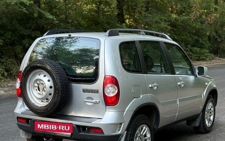 Chevrolet Niva I рестайлинг, 2011 год, 650 000 рублей, 5 фотография