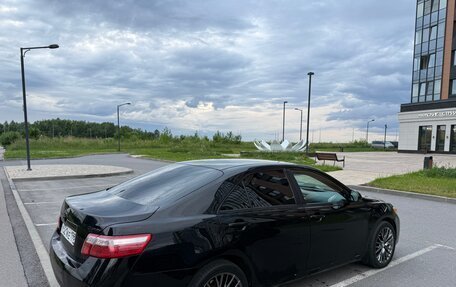 Toyota Camry, 2010 год, 970 000 рублей, 4 фотография