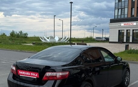 Toyota Camry, 2010 год, 970 000 рублей, 5 фотография