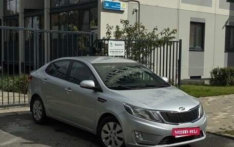 KIA Rio III рестайлинг, 2013 год, 950 000 рублей, 4 фотография