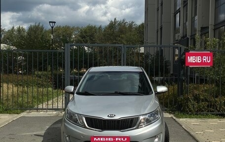 KIA Rio III рестайлинг, 2013 год, 950 000 рублей, 2 фотография