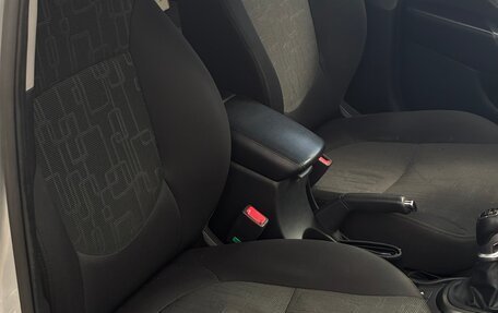 KIA Rio III рестайлинг, 2013 год, 950 000 рублей, 13 фотография