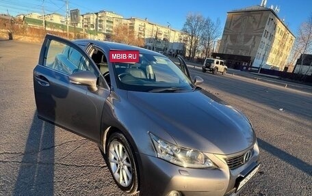 Lexus CT I рестайлинг, 2012 год, 1 450 000 рублей, 38 фотография